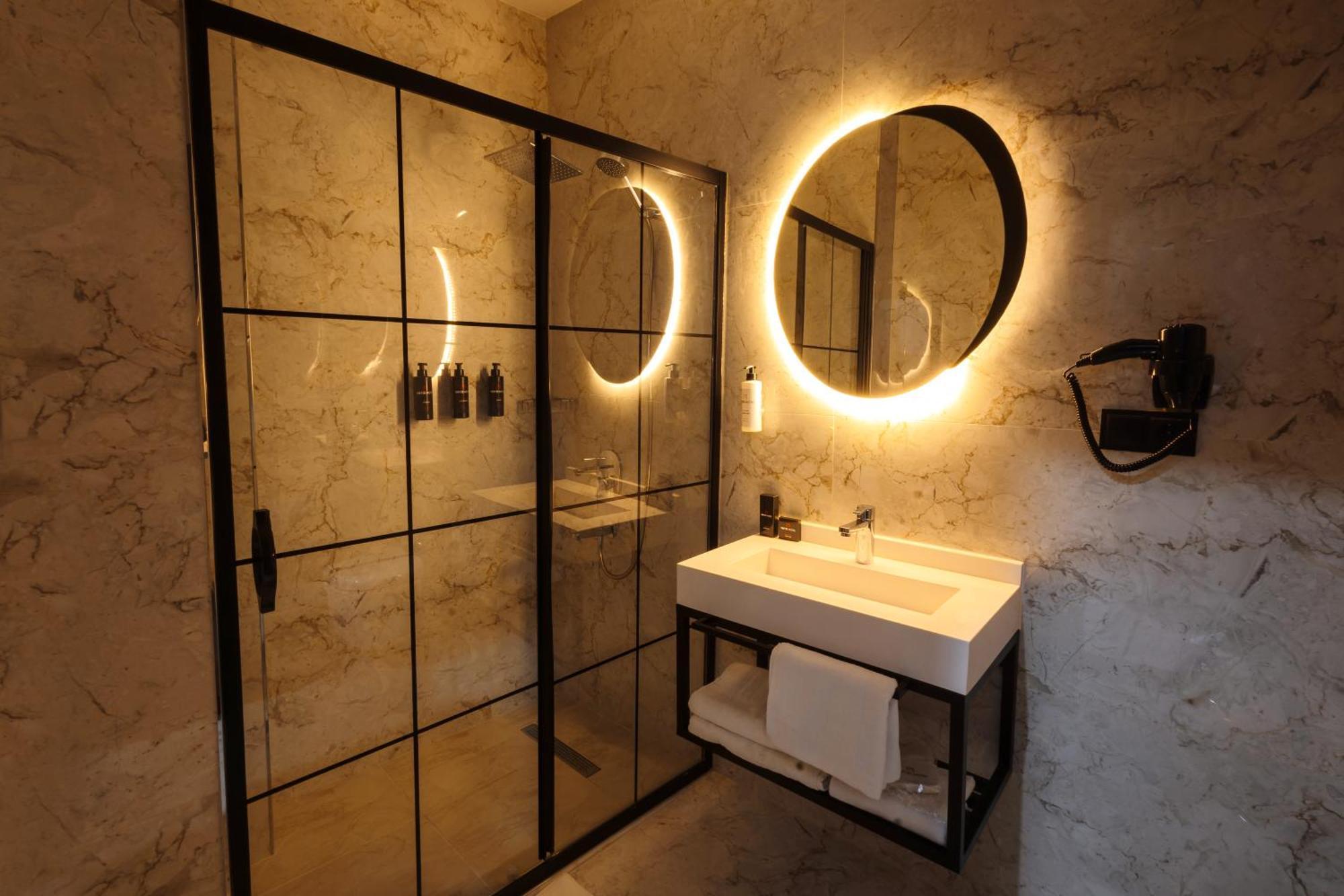 Meyzi Hotel 3*
