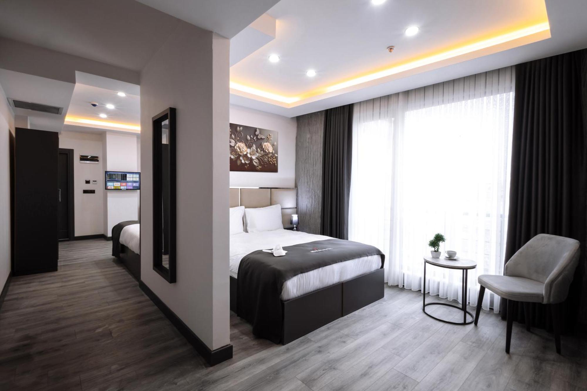 Meyzi Hotel 3*
